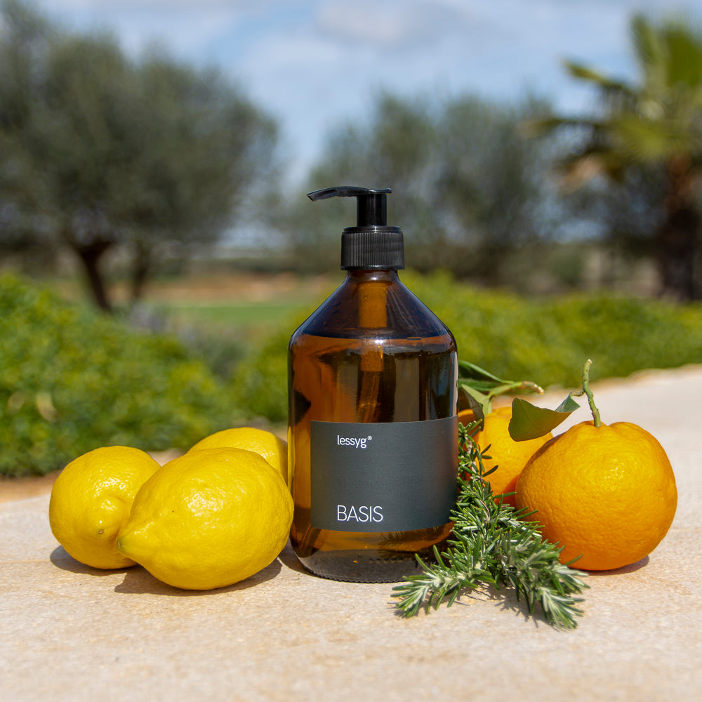 Natürlicher Universalreiniger mit 100% natürlichen Inhaltsstoffen, Biologisch abbaubar und extrem ergiebig