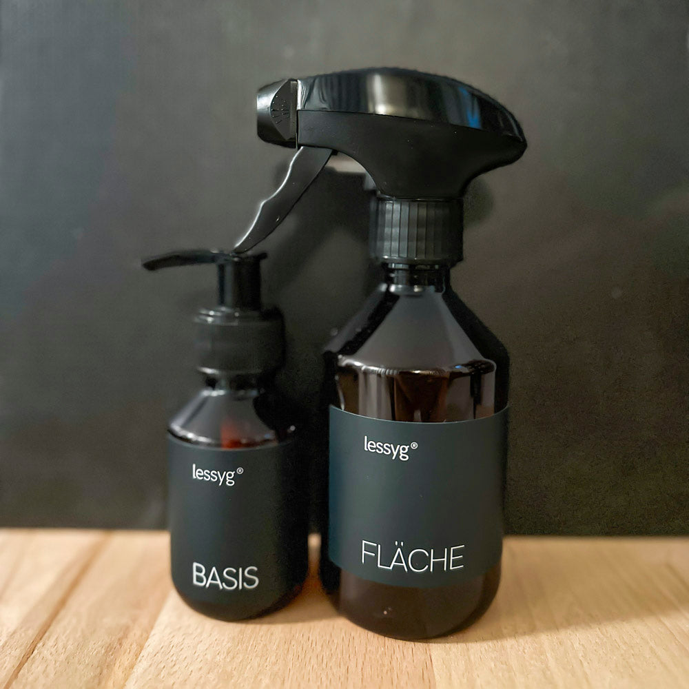 minimalistisches Camping Set mit natürlichem Universalreiniger Konzentrat von lessyg 